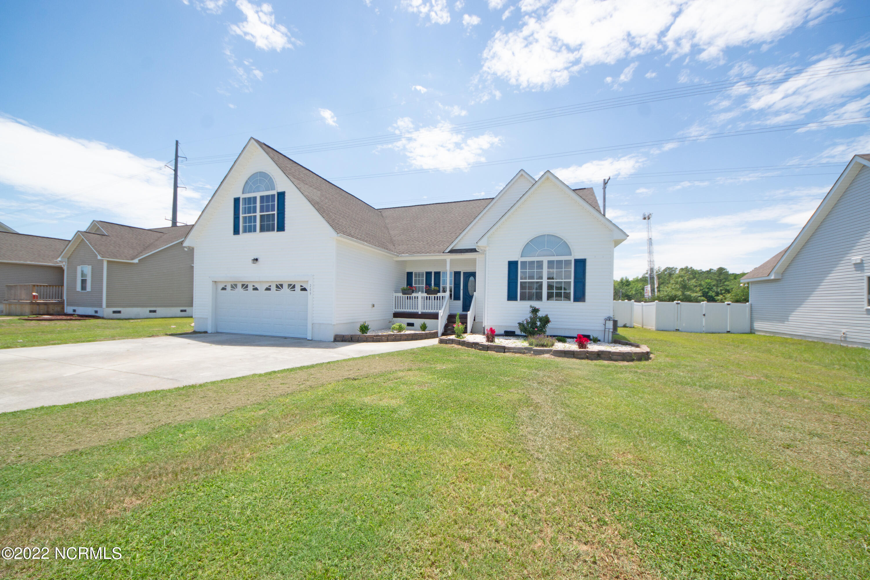209 Echo Ridge Road Swansboro, NC 28584 - Photo 4 of 46 DSC03552