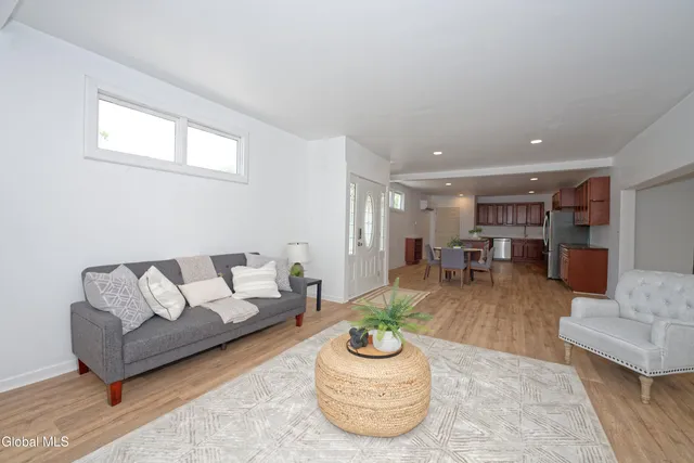 $2,800 | 714 Route 29 Milton Ny 12863, Rock City Falls, NY 12863