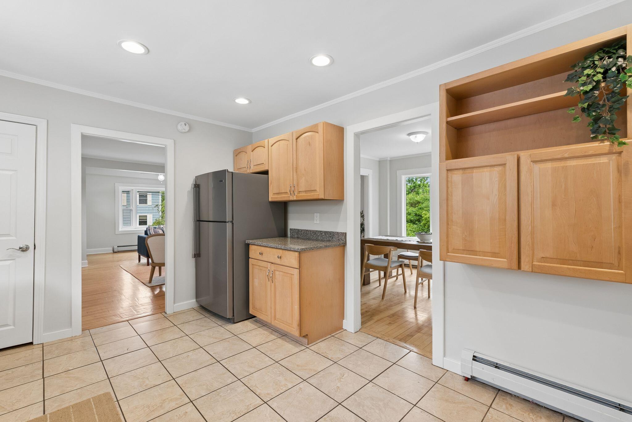 294 Mitchell Road Cape Elizabeth, ME 04107 - Photo 12 of 37 Kitchen
