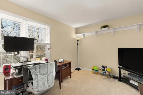 $929,000 | 11688 Stockbridge Lane, Reston, VA 20194