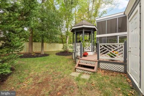 $950,000 | 11688 Stockbridge Lane, Reston, VA 20194