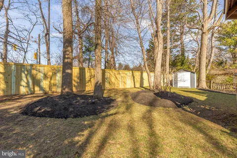 $950,000 | 11688 Stockbridge Lane, Reston, VA 20194