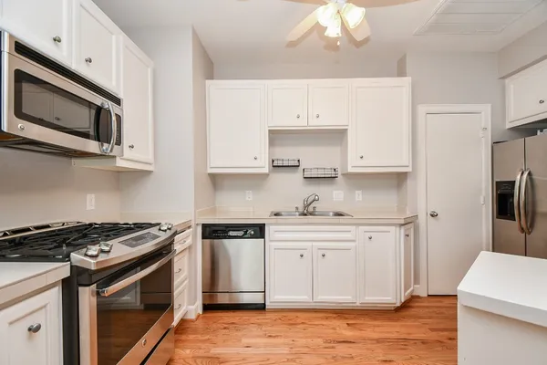 $2,175 | 3715 Main Plaza Drive, Houston, TX 77025