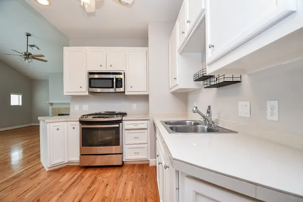 $2,175 | 3715 Main Plaza Drive, Houston, TX 77025