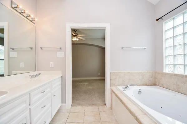 $2,175 | 3715 Main Plaza Drive, Houston, TX 77025