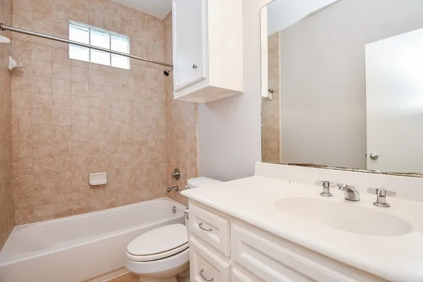 $2,175 | 3715 Main Plaza Drive, Houston, TX 77025