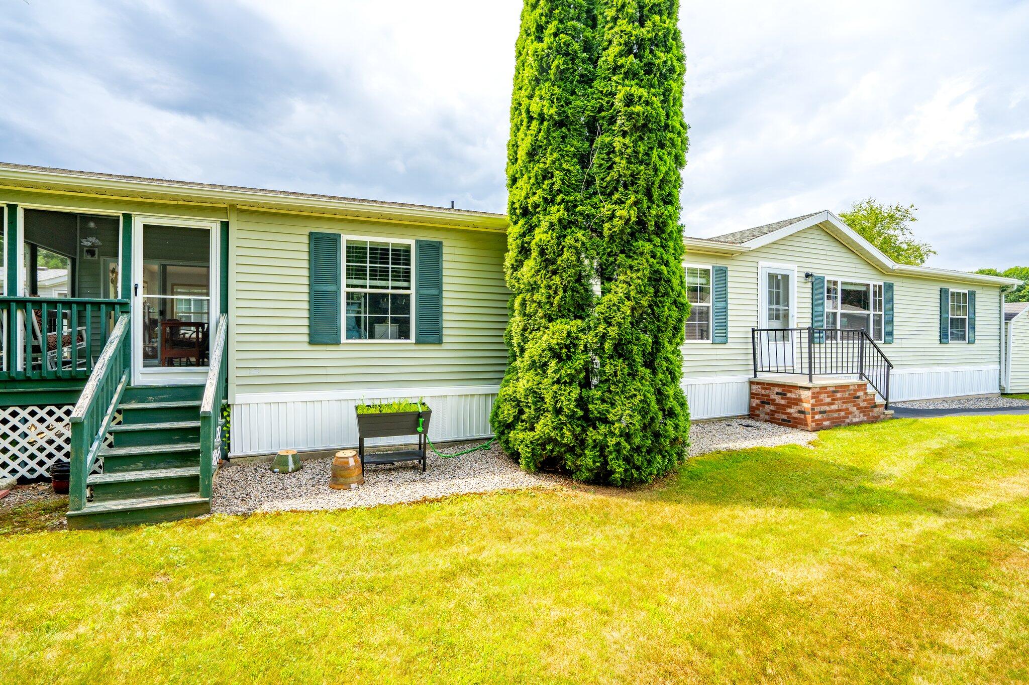 80 Brookside Circle Ogunquit, ME 03907 - Photo 2 of 51 39-web-or-mls-DSC00529