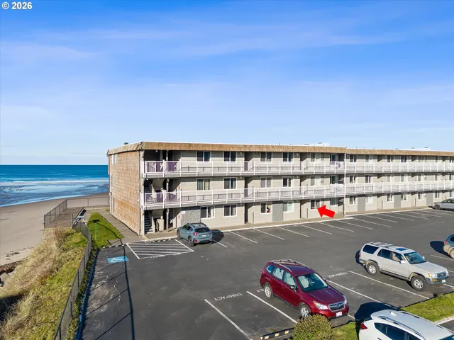 $184,900 | 145 Northwest Inlet Avenue, Unit 124, Lincoln City, OR 97367