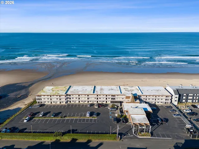 $184,900 | 145 Northwest Inlet Avenue, Unit 124, Lincoln City, OR 97367