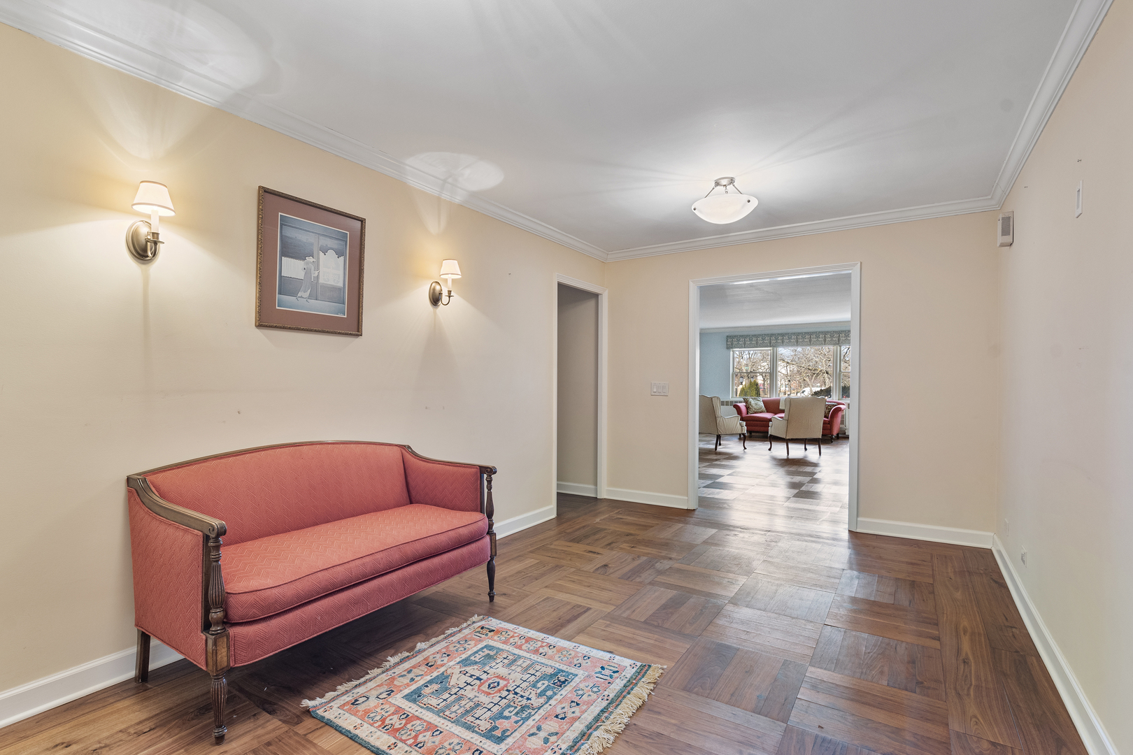 1410 Sheridan Road, Unit 2B Wilmette, IL 60091 - Photo 4 of 20 Gallery Image 4