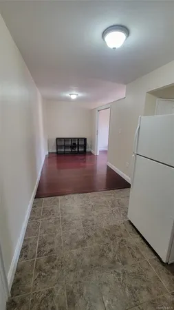 $1,800 | 141-60 84th Road, Unit 6F | Briarwood