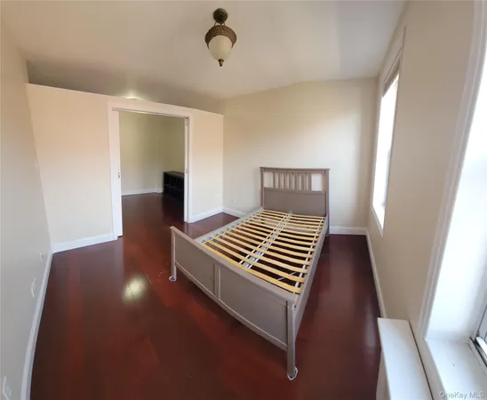 $1,800 | 141-60 84th Road, Unit 6F | Briarwood