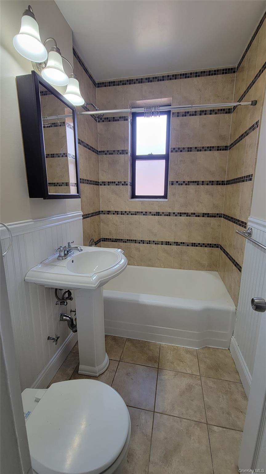 141-60 84th Road, Unit 6F Queens, NY 11435 - Photo 9 of 10