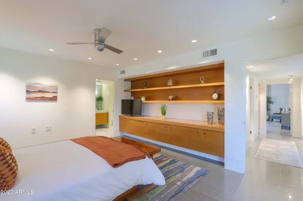 $10,000 | 6333 North Scottsdale Road, Unit 22, Scottsdale, AZ 85250