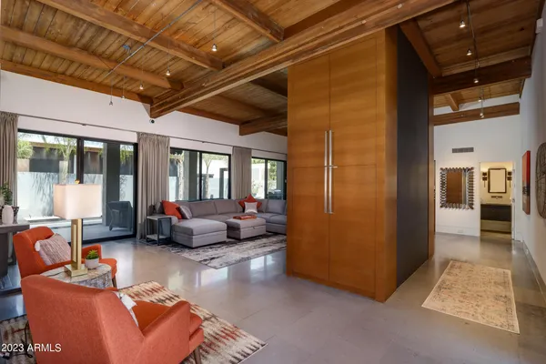 $10,000 | 6333 North Scottsdale Road, Unit 22, Scottsdale, AZ 85250