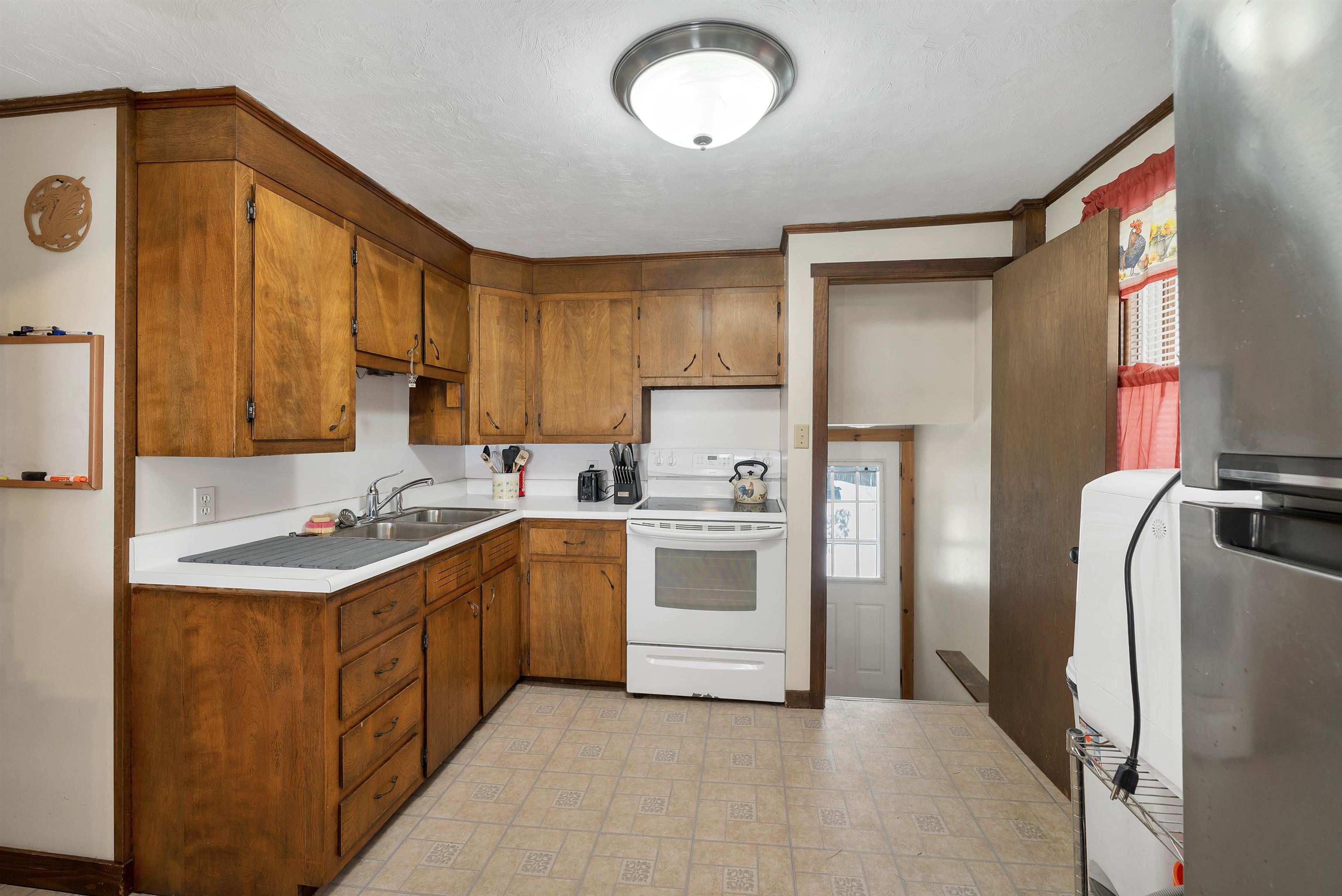 99 Washington Street Rochester, NH 03867 - Photo 16 of 44