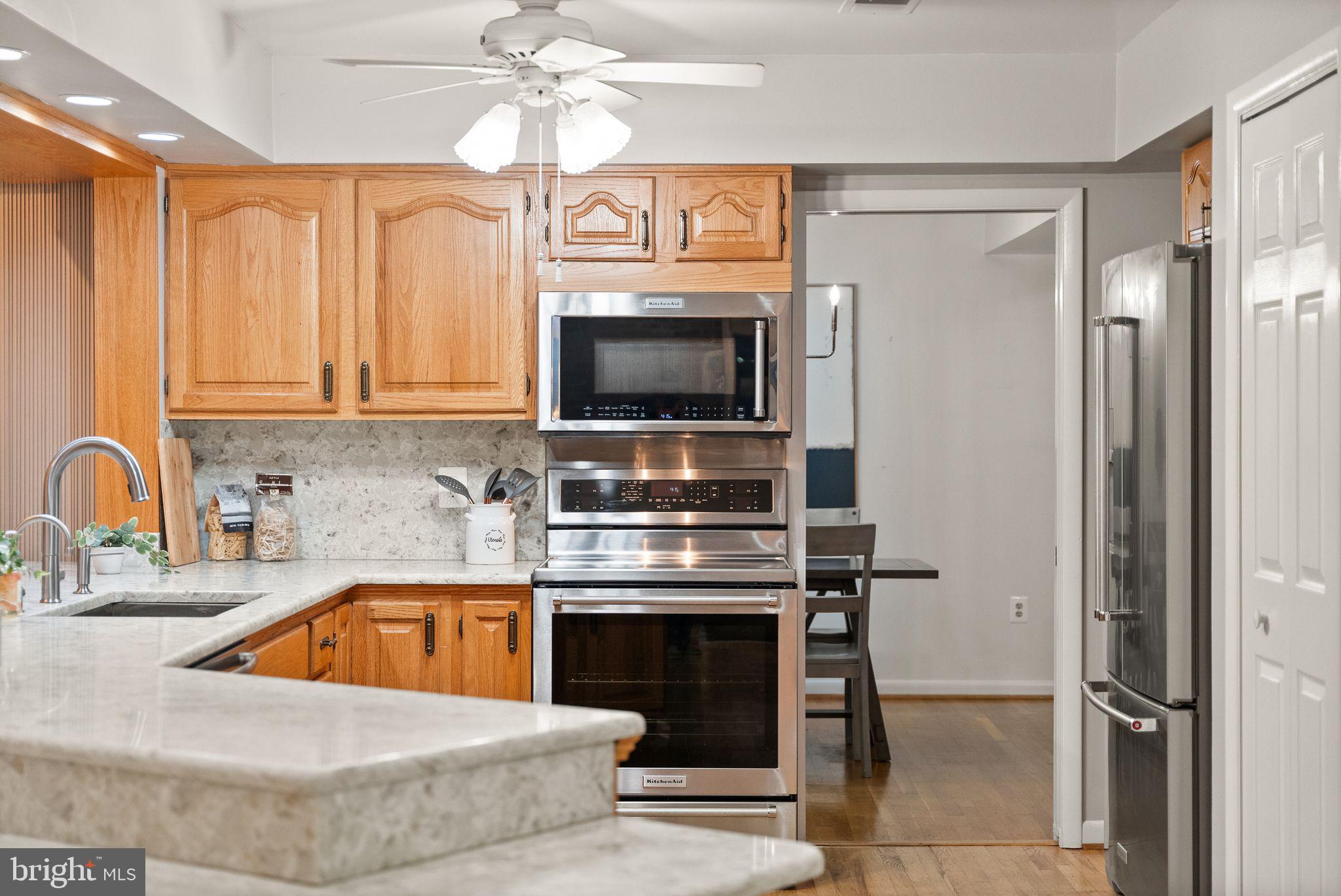 2074 Amberjack Court Reston, VA 20191 - Photo 16 of 96 Gallery Image 16