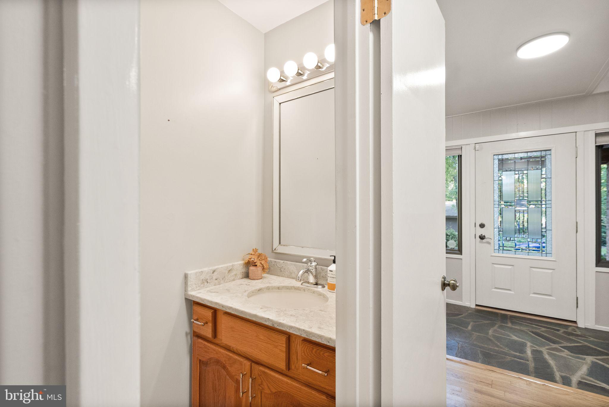 2074 Amberjack Court Reston, VA 20191 - Photo 30 of 96 Gallery Image 30