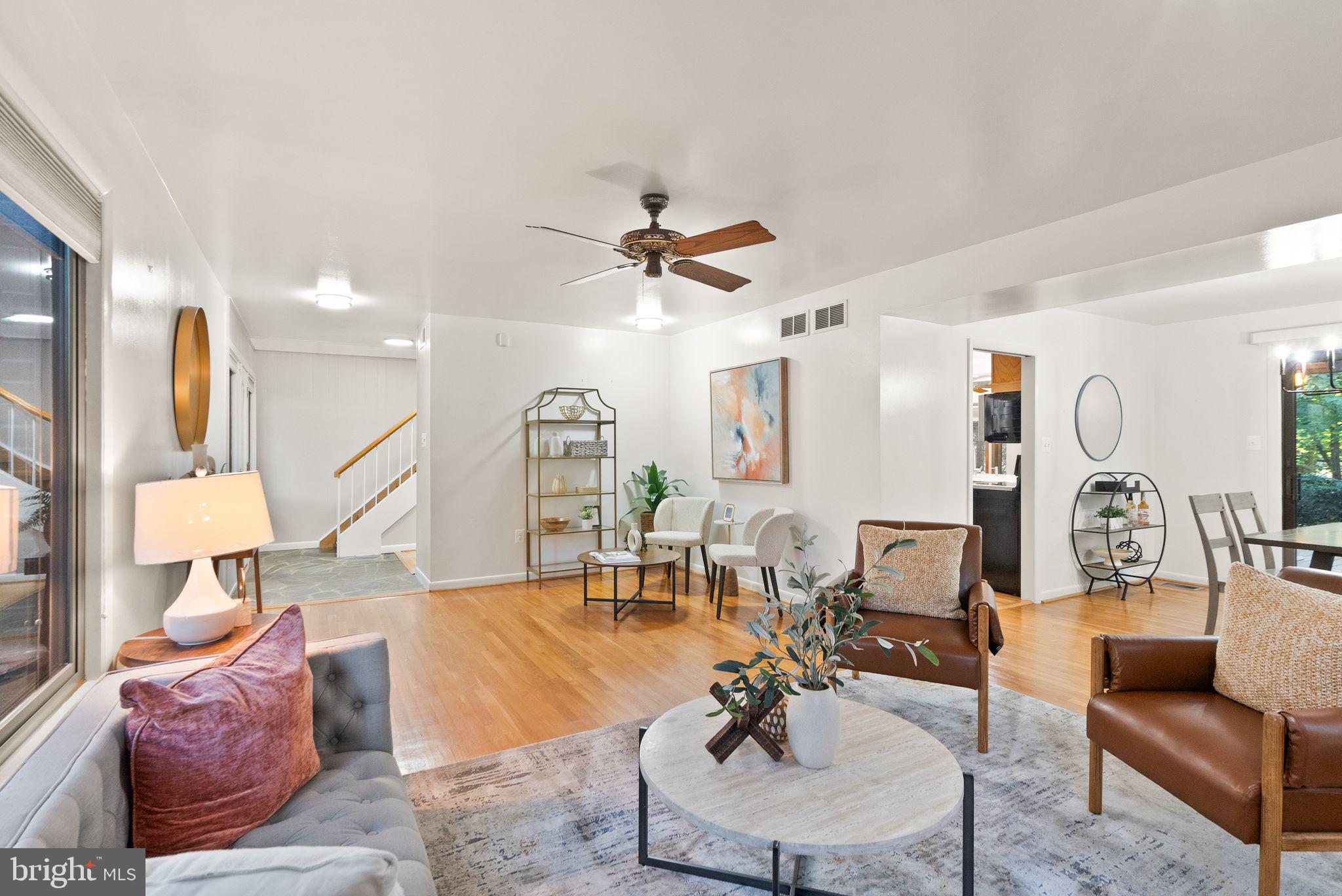 2074 Amberjack Court Reston, VA 20191 - Photo 8 of 96 Gallery Image 8