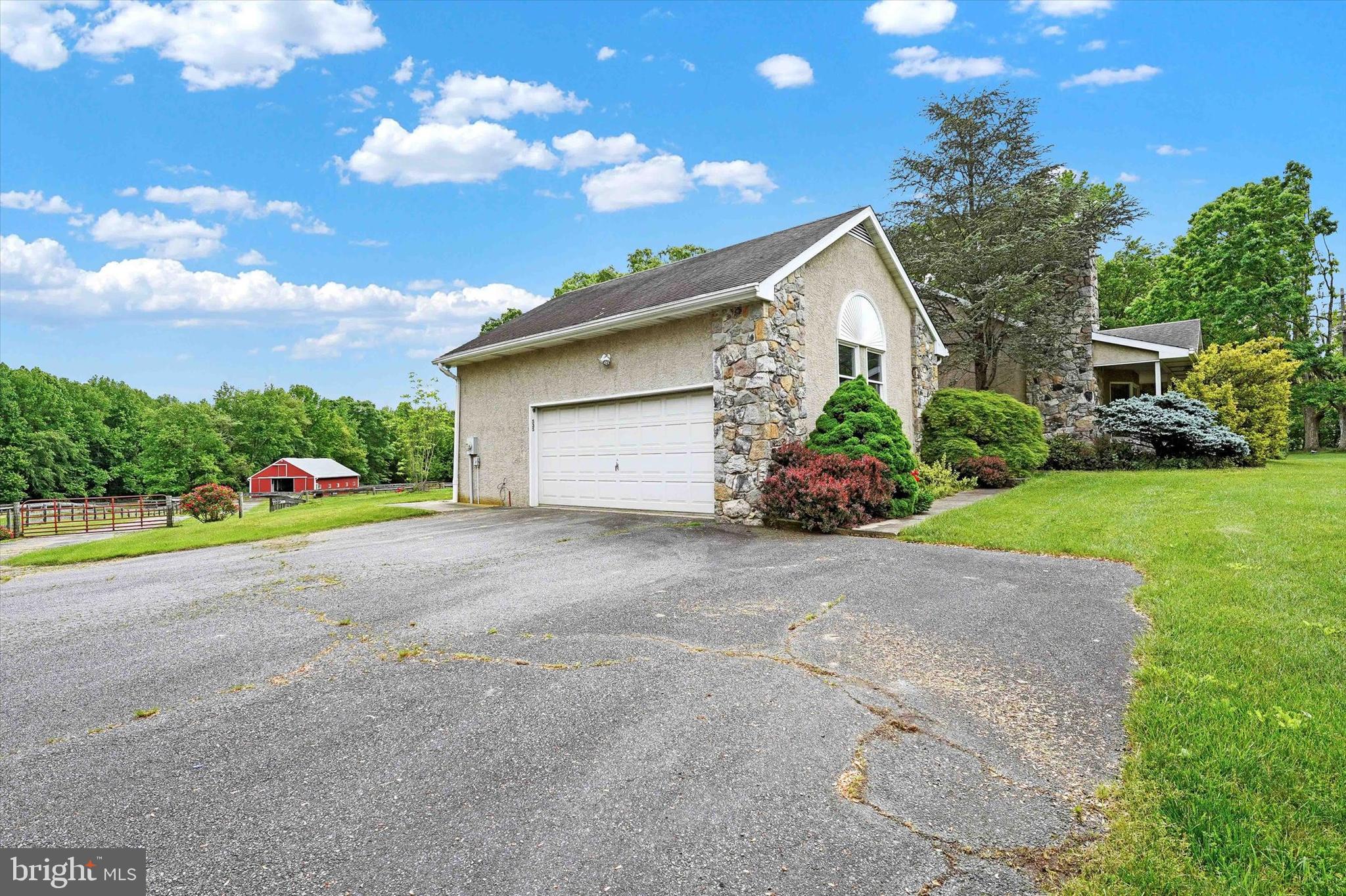 535 Nottingham Road Elkton, MD 21921 - Photo 2 of 44 2,490 Sq. Ft./3 BDR/2 BA/14.9 Acres/2-Car Garage