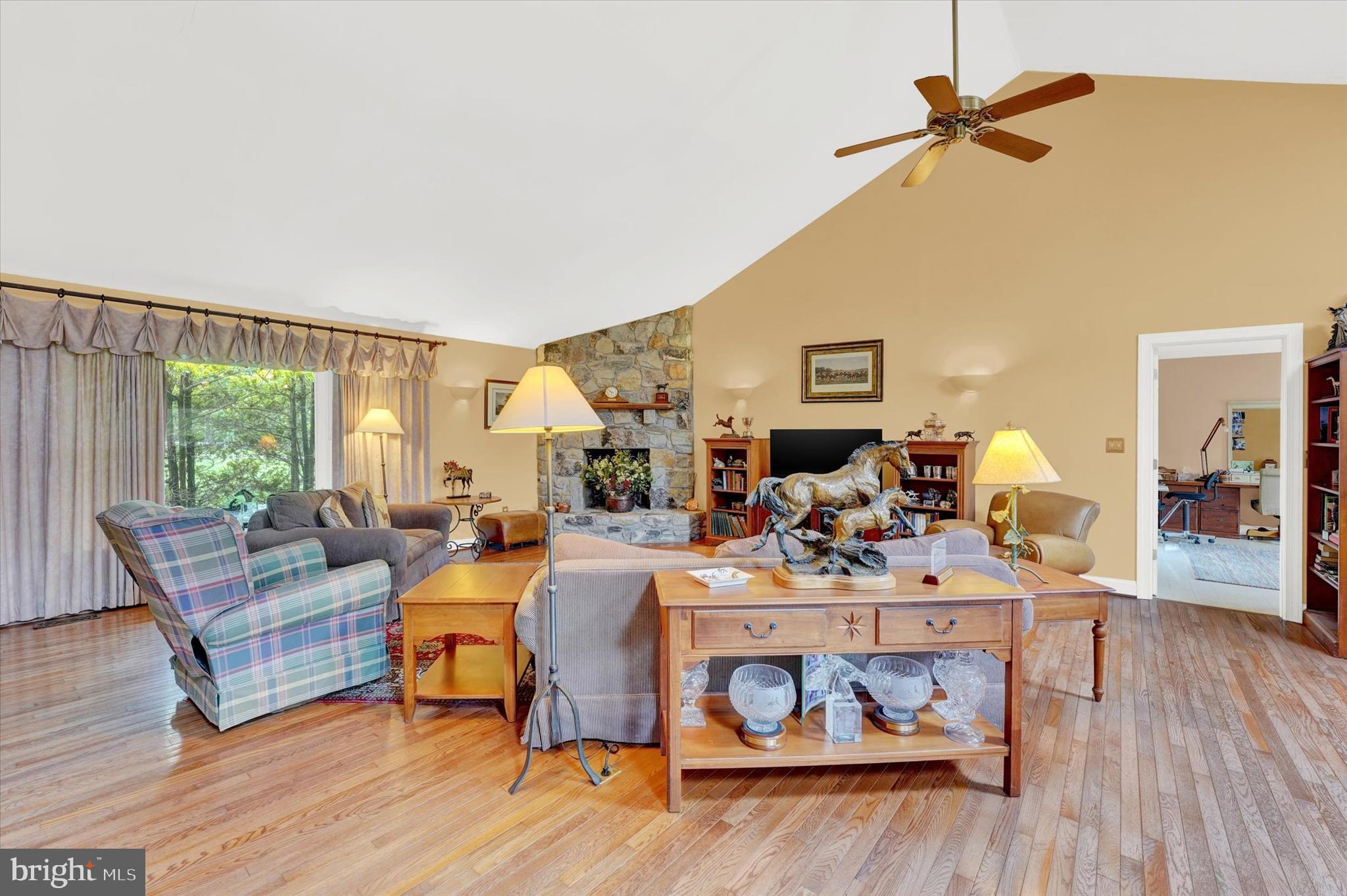 535 Nottingham Road Elkton, MD 21921 - Photo 7 of 44 34' X 29' Great Room features 15' Vaulted Ceiling