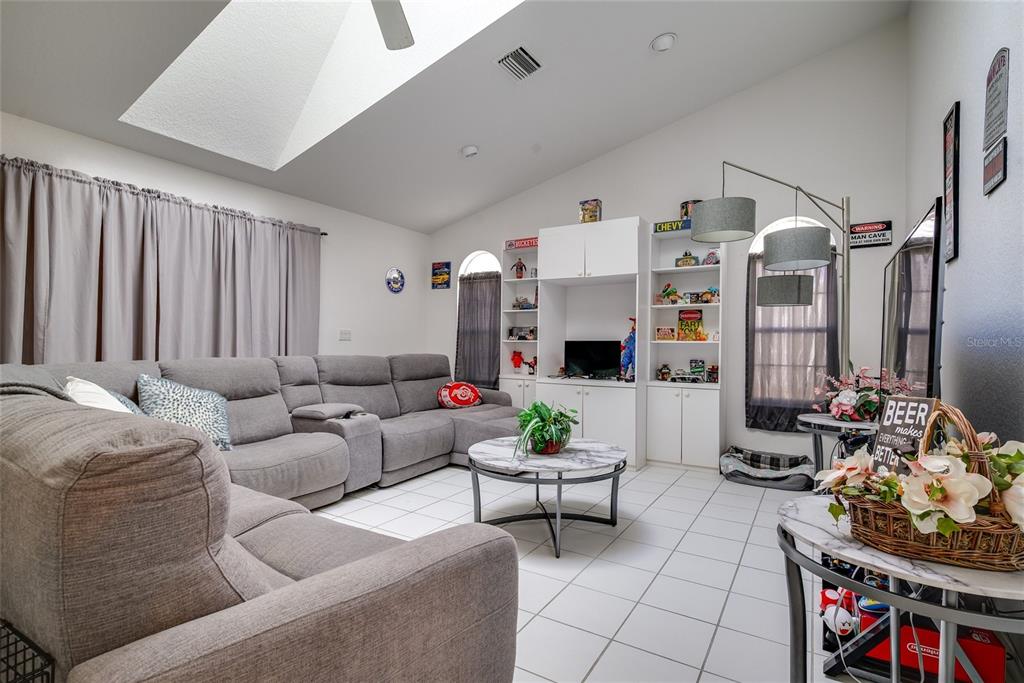 5173 Lydia Court Spring Hill, FL 34608 - Photo 6 of 29