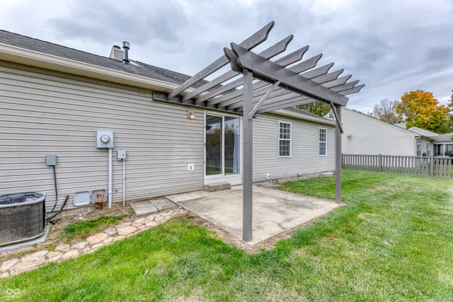 $2,340 | 8496 Blacksmith Court, Fishers, IN 46038