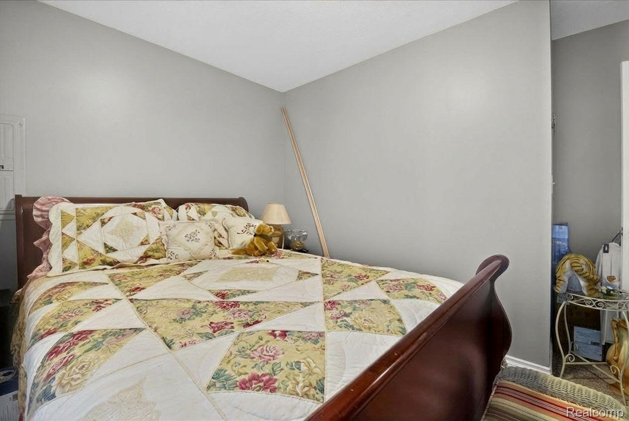 6198 Brancheau Road Newport, MI 48166 - Photo 36 of 47 26-6198-Brancheau-St-WindowStill-Photography.jpg