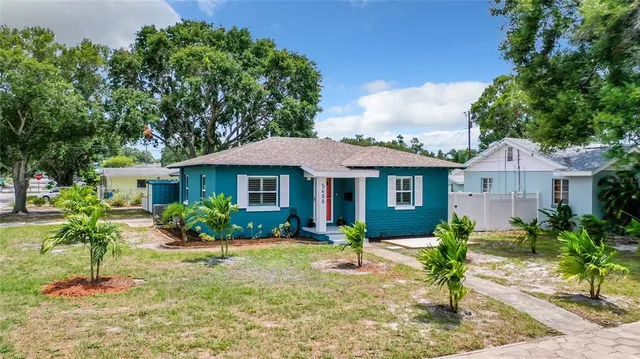 $2,600 | 5400 3rd Avenue North, St. Petersburg, FL 33710