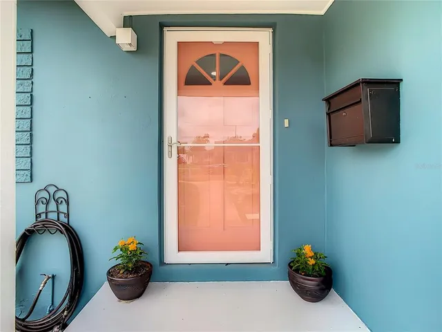 $2,600 | 5400 3rd Avenue North, St. Petersburg, FL 33710