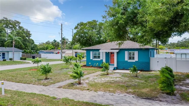 $2,600 | 5400 3rd Avenue North, St. Petersburg, FL 33710