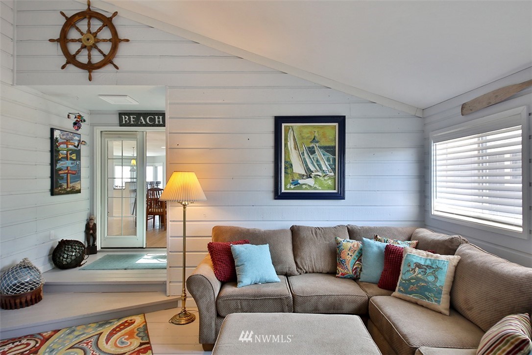 2799 North Bluff Road Greenbank, WA 98253 - Photo 11 of 40 Gallery Image 11