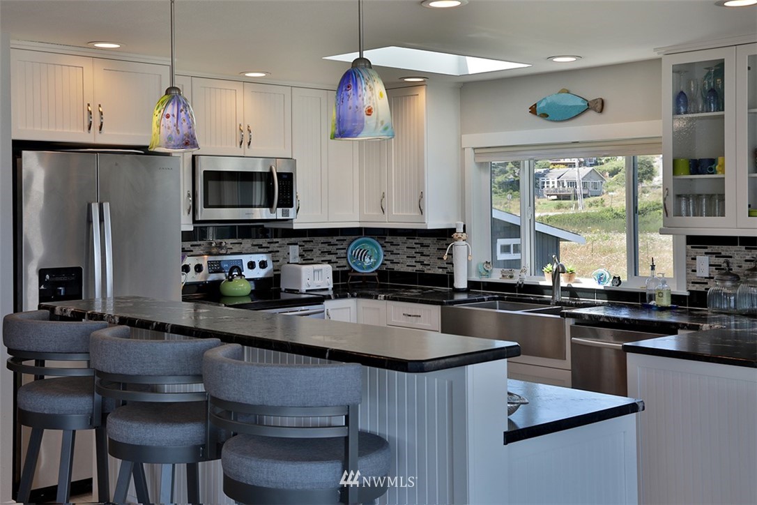 2799 North Bluff Road Greenbank, WA 98253 - Photo 20 of 40 Gallery Image 20