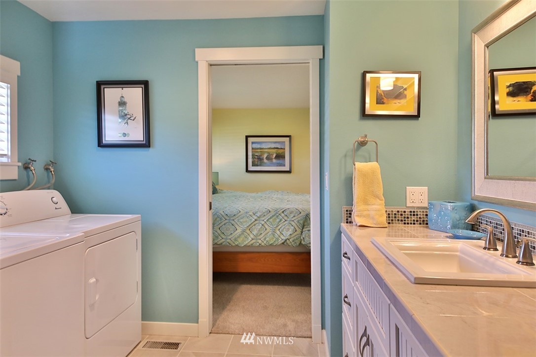 2799 North Bluff Road Greenbank, WA 98253 - Photo 25 of 40 Gallery Image 25