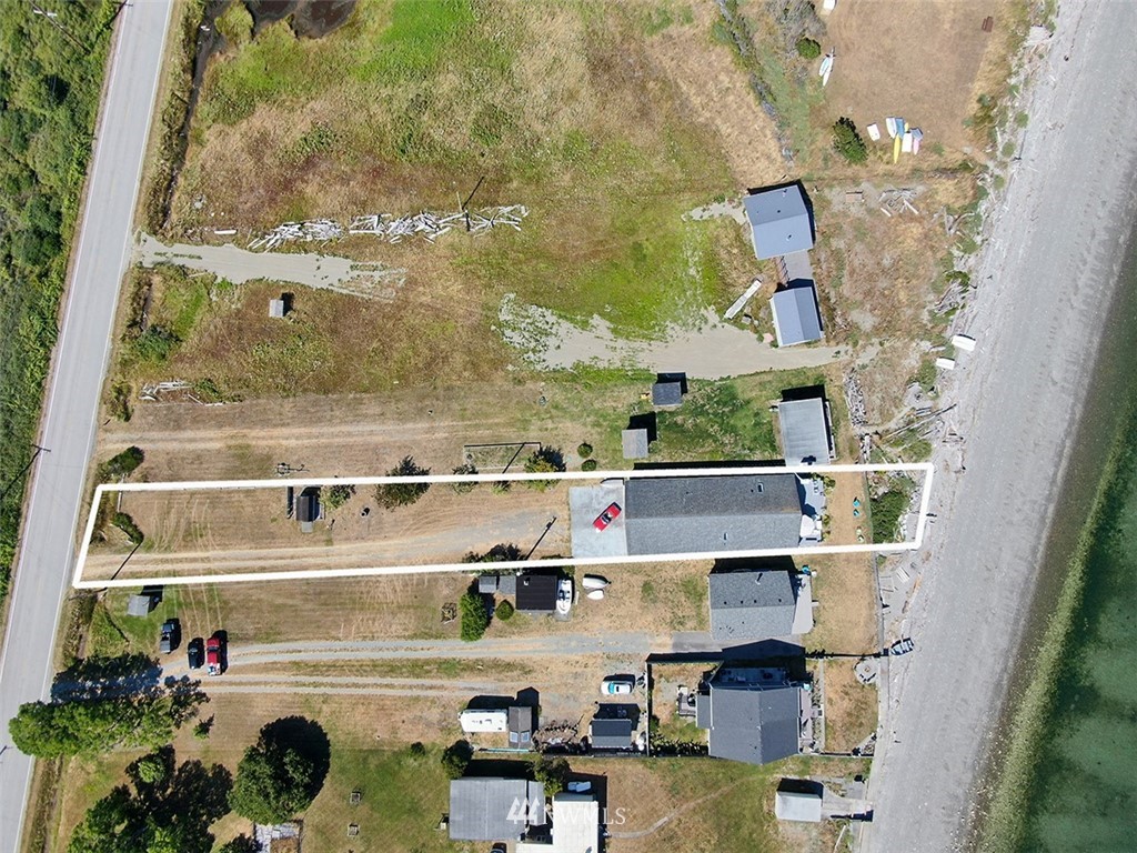 2799 North Bluff Road Greenbank, WA 98253 - Photo 33 of 40 Gallery Image 33