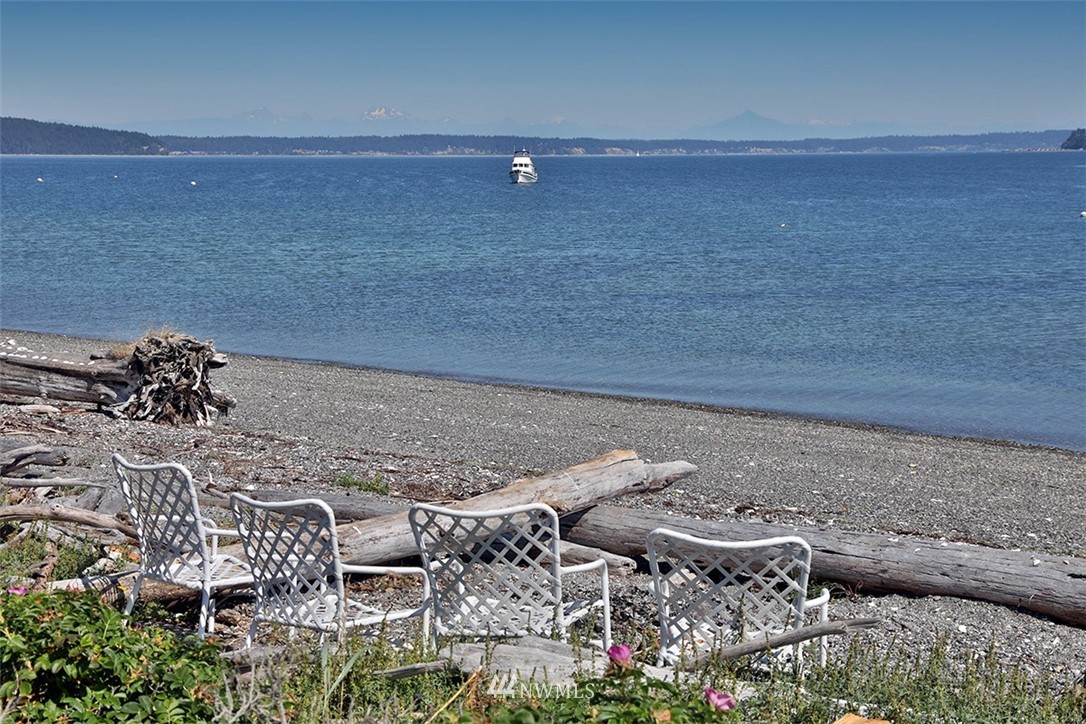 2799 North Bluff Road Greenbank, WA 98253 - Photo 36 of 40 Gallery Image 36