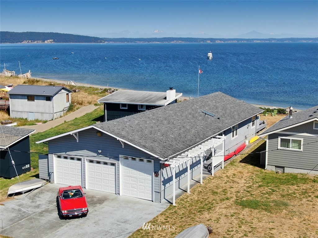 2799 North Bluff Road Greenbank, WA 98253 - Photo 9 of 40 Gallery Image 9