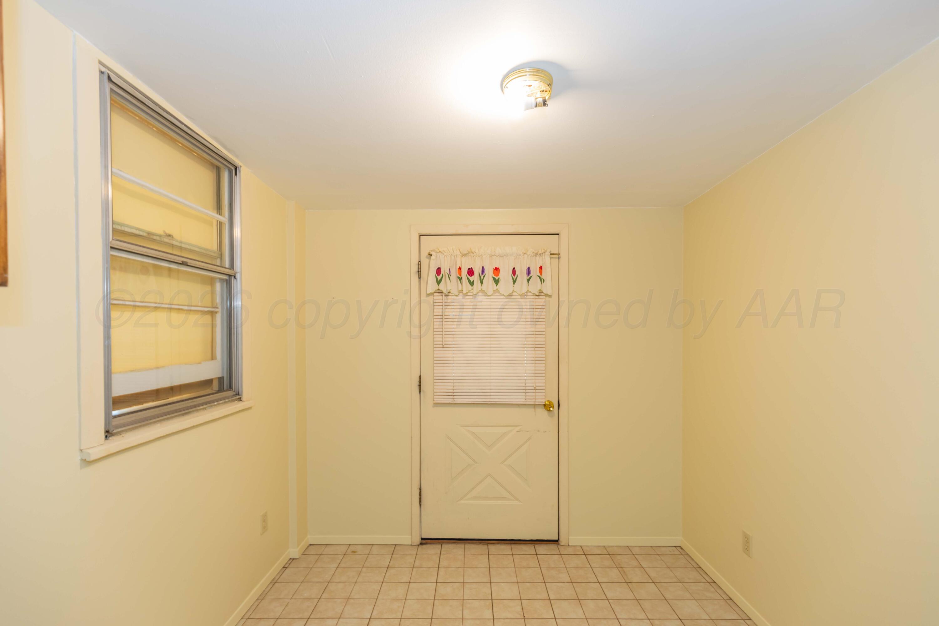 4302 South Travis Street Amarillo, TX 79110 - Photo 23 of 24 UTILITY VIEW 1