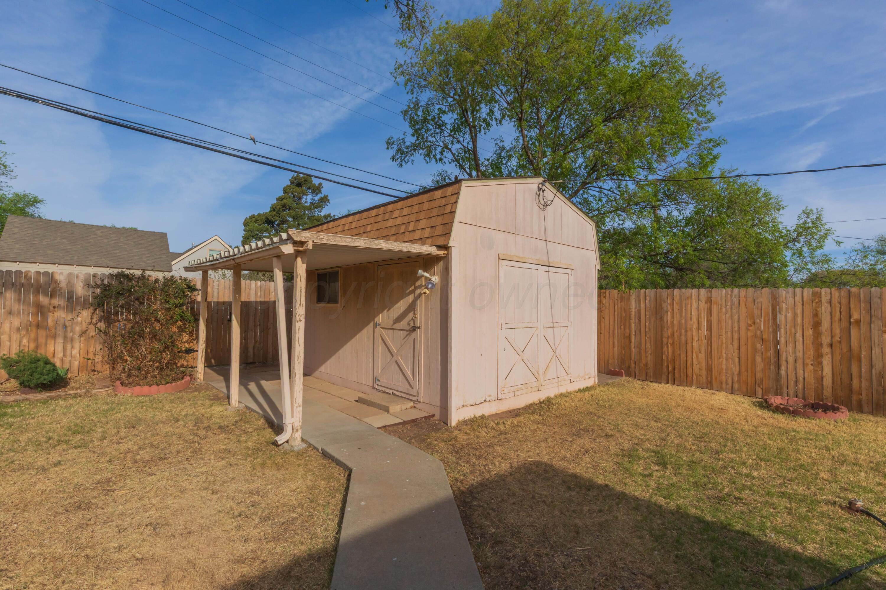 4302 South Travis Street Amarillo, TX 79110 - Photo 5 of 24 SHOP VIEW 1