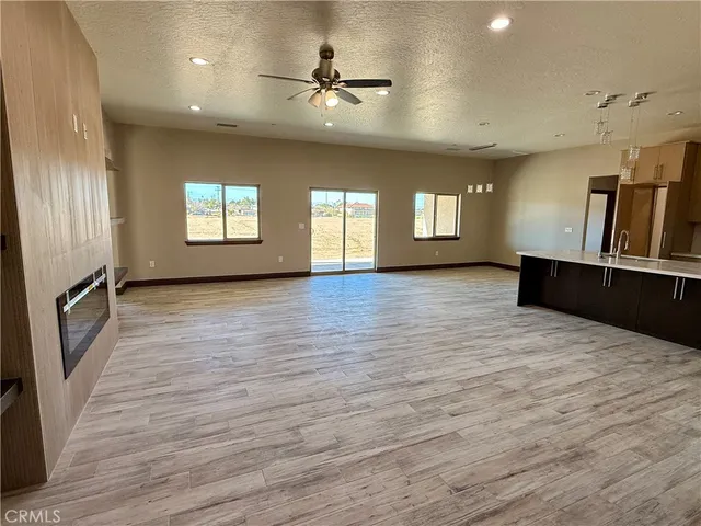$649,900 | 10466 10th Avenue, Hesperia, CA 92345