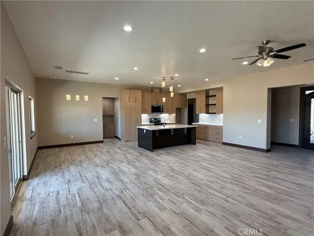 $649,900 | 10466 10th Avenue, Hesperia, CA 92345