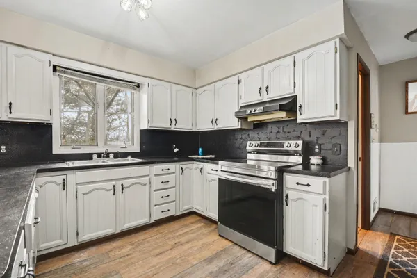 $1,100,000 | Undisclosed Address, Rockford, MI 49341