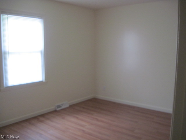 4423 Ridge Road Cortland, OH 44410 - Photo 6 of 10 Gallery Image 6