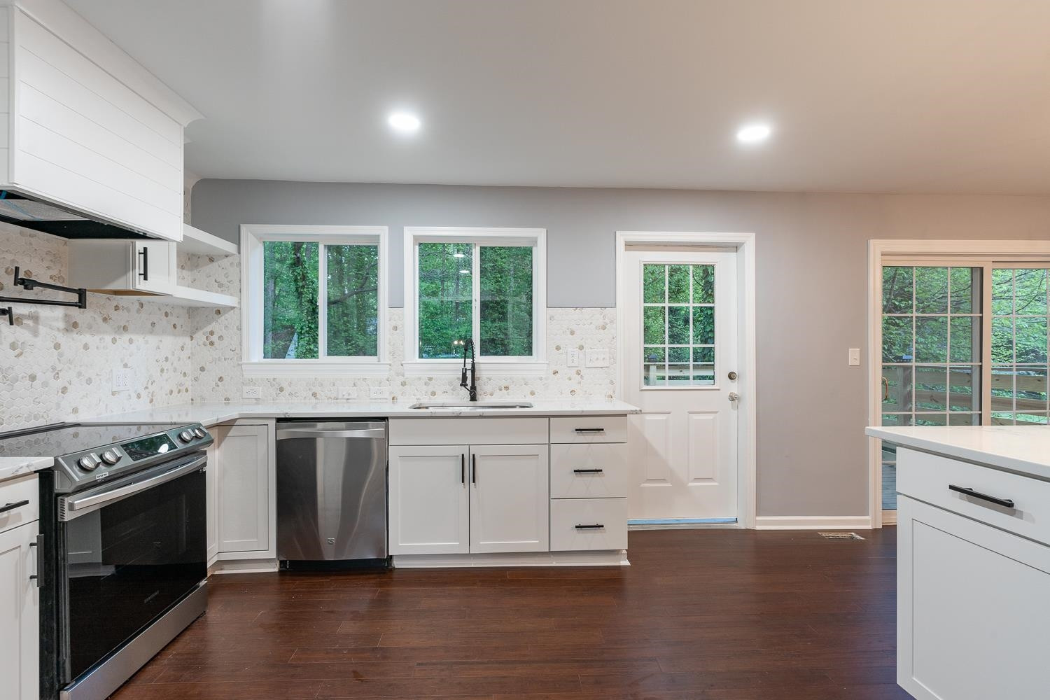 6538 Glendower Road Raleigh, NC 27613 - Photo 15 of 37 Photo 15
