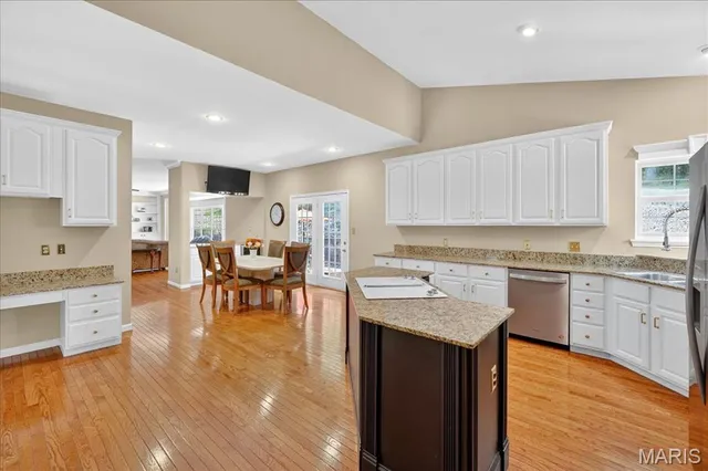 $629,500 | 539 McBride Pointe Drive, Wildwood, MO 63011