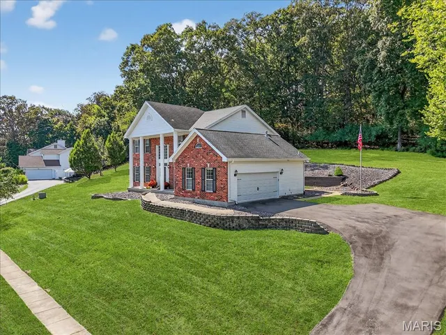 $629,500 | 539 McBride Pointe Drive, Wildwood, MO 63011