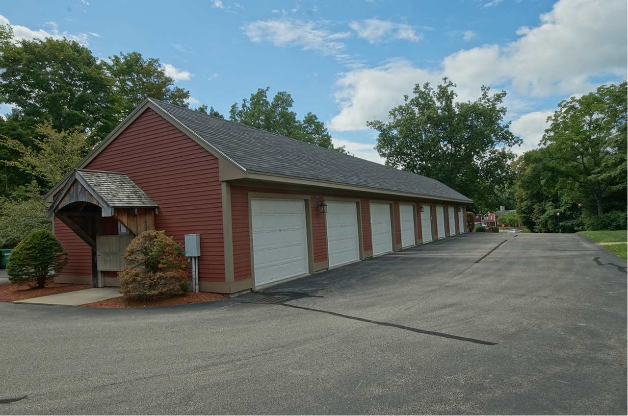 7 Chester Road, Unit 305 Derry, NH 03038 - Photo 21 of 33