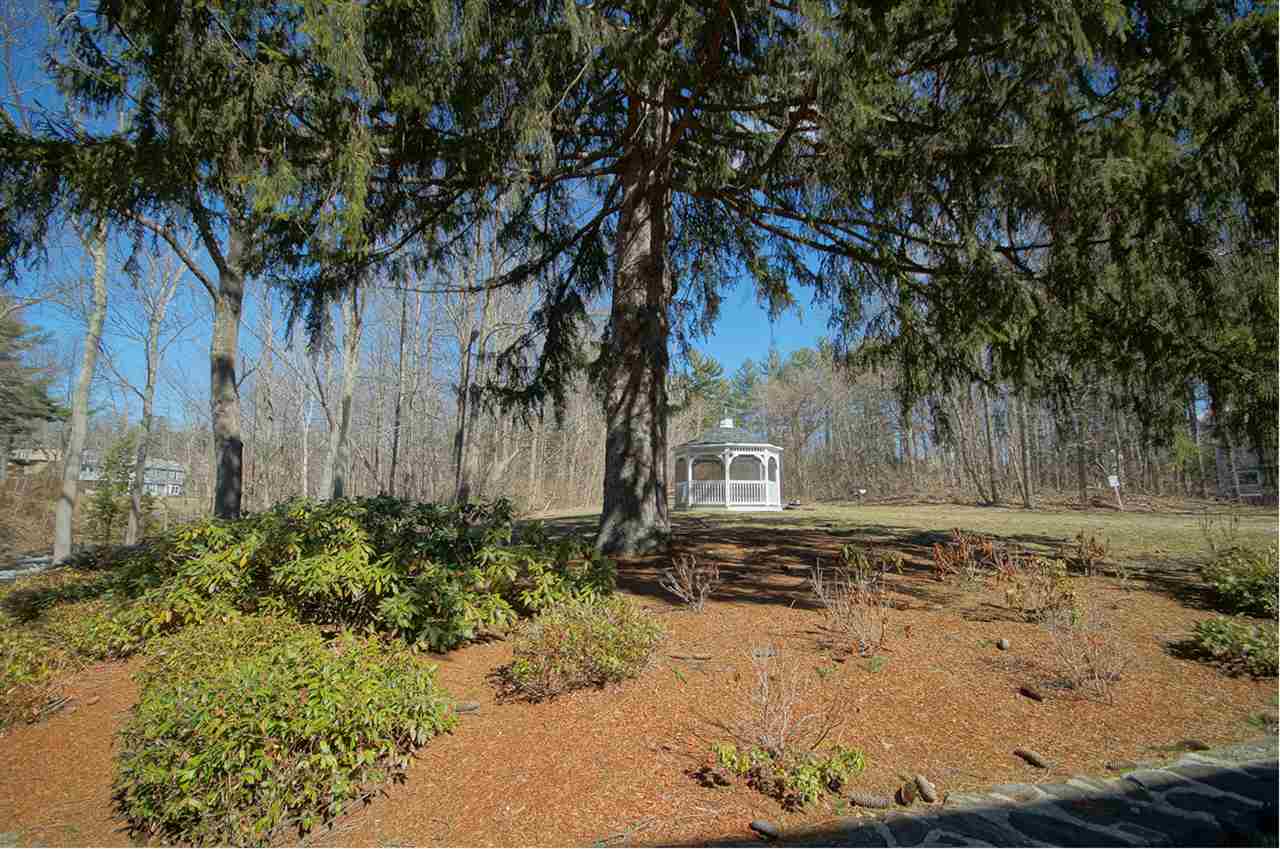 7 Chester Road, Unit 305 Derry, NH 03038 - Photo 24 of 33
