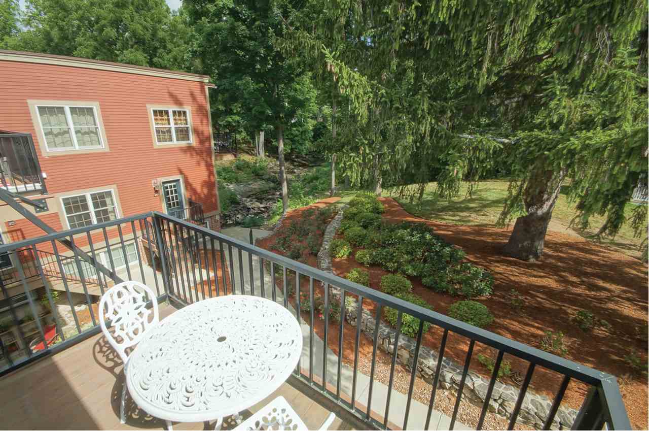 7 Chester Road, Unit 305 Derry, NH 03038 - Photo 10 of 33