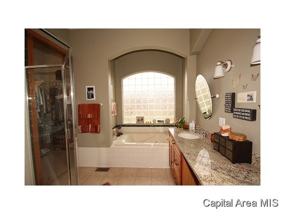 7727 West Outer Road Sherman, IL 62684 - Photo 12 of 24 Gallery Image 12
